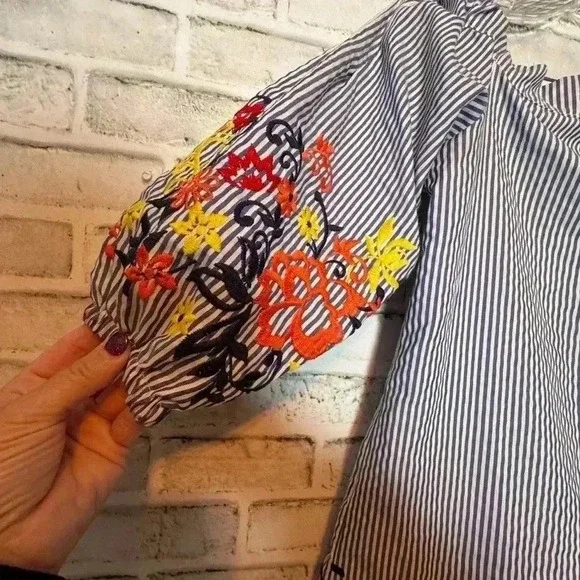 Anthropologie  Romeo & Juliet‎ Couture Embroidered Off Shoulder Dress Sz. Small - Picture 10 of 11